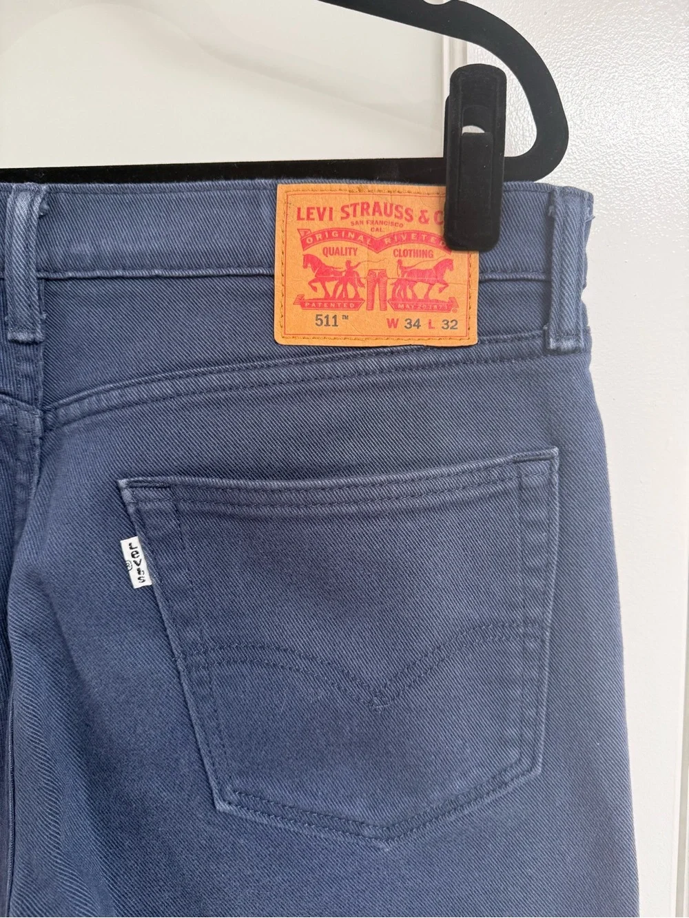 Levi’s 511 Slim Fit Pants Men’s 36x30, Navy Blue